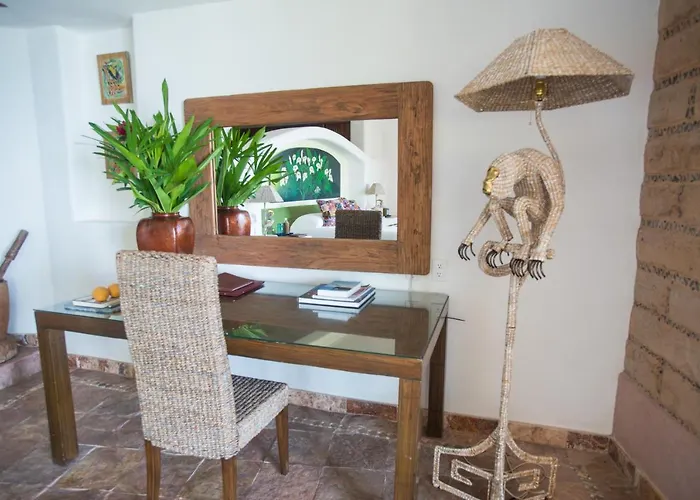 El Ensueno By La Casa Que Canta Zihuatanejo