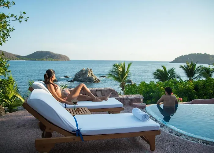 El Ensueno By La Casa Que Canta Zihuatanejo