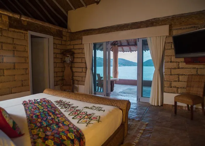 El Ensueno By La Casa Que Canta Zihuatanejo